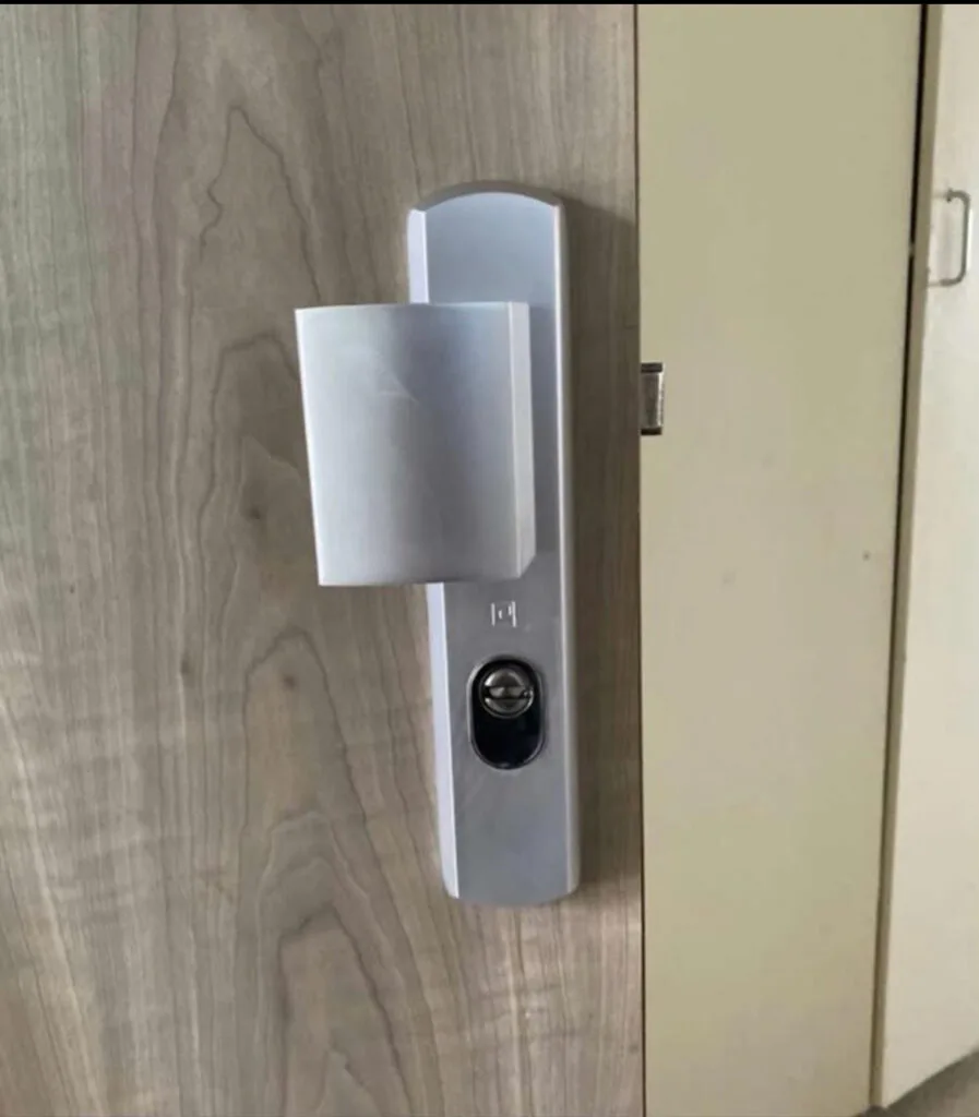 Ouverture de porte à Paris 15 (75015) - Serrurier ASB Assistance Habitat